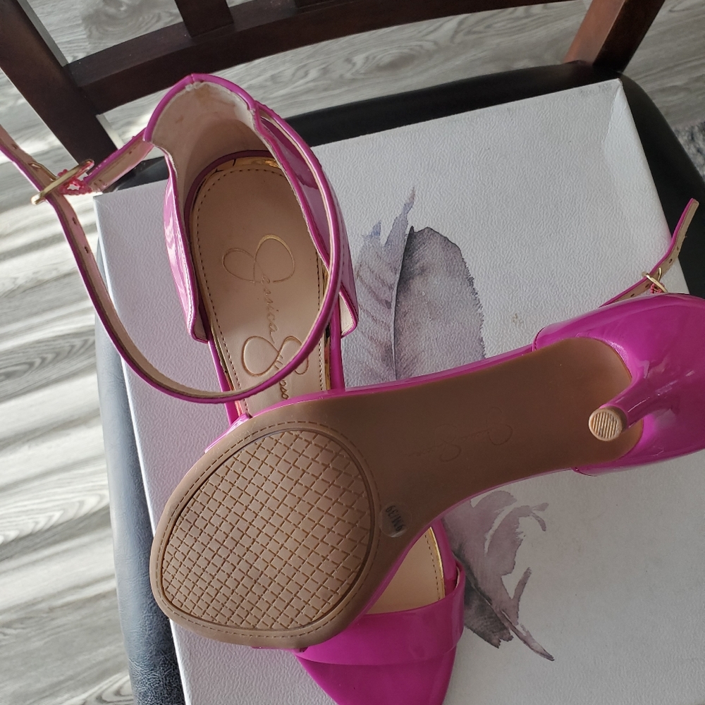 Women high heel shoe - Picture 4 of 5
